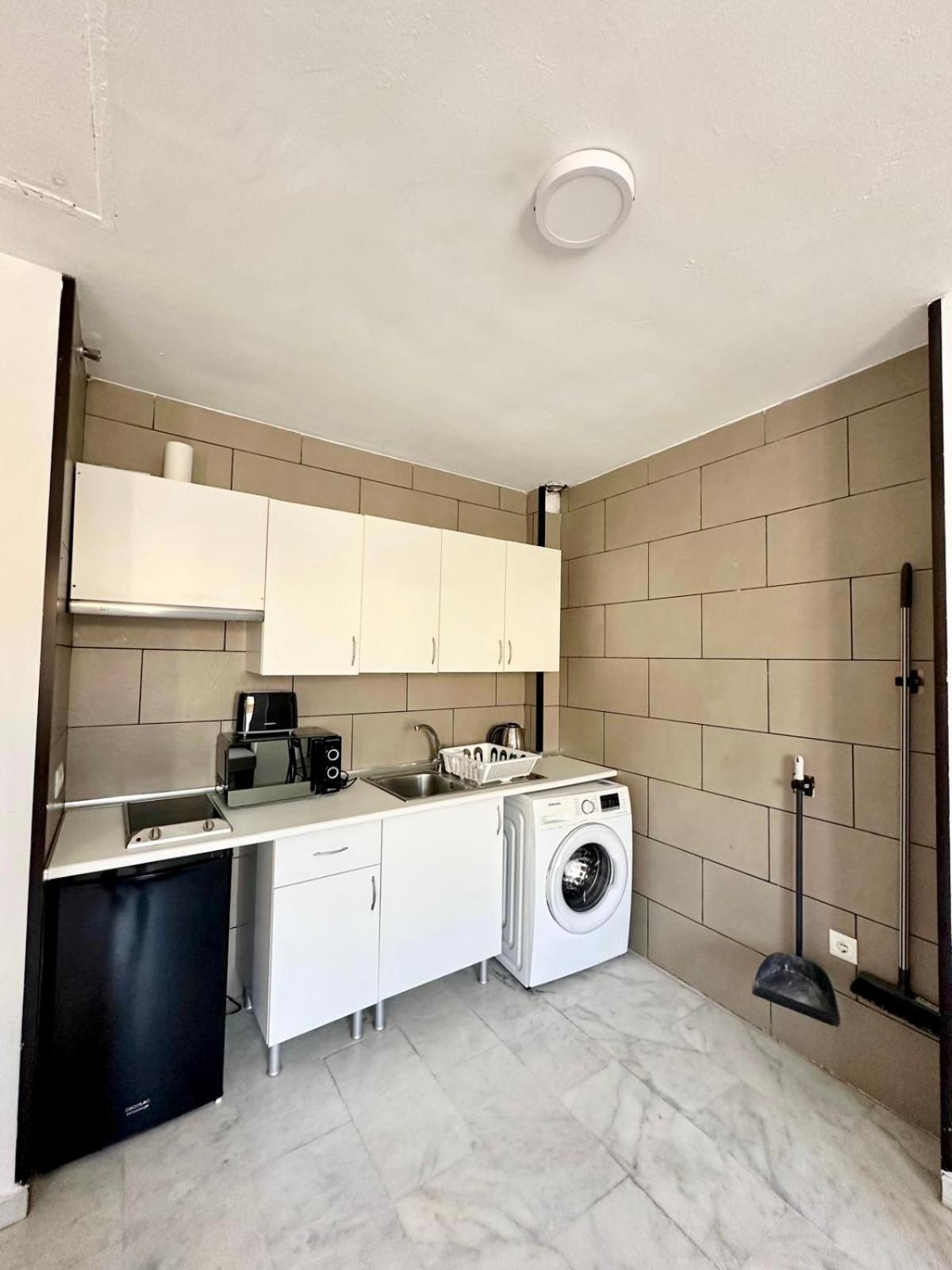 Apartamentos Playa Misericordias Μάλαγα Εξωτερικό φωτογραφία